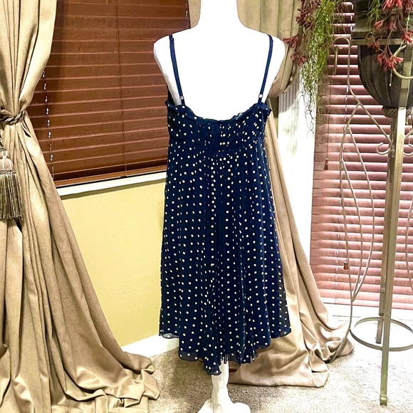 Women's 100% silk dress Size - 12P NEW ITEM - Picture 4 of 6